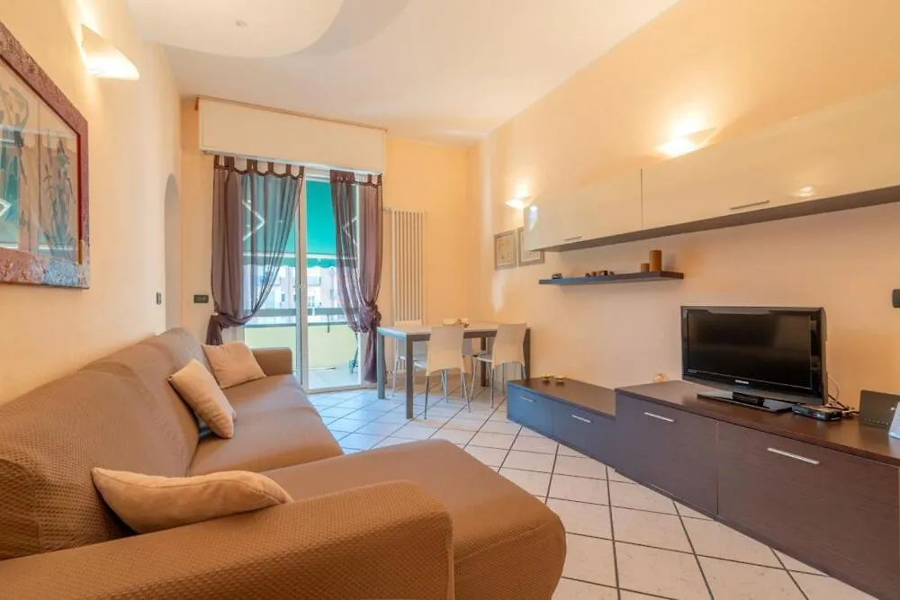 Apartamento Splendido Trilocale Vista Mare Albenga Italia