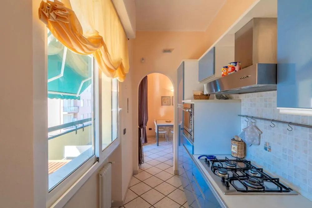 Apartamento Splendido Trilocale Vista Mare Albenga