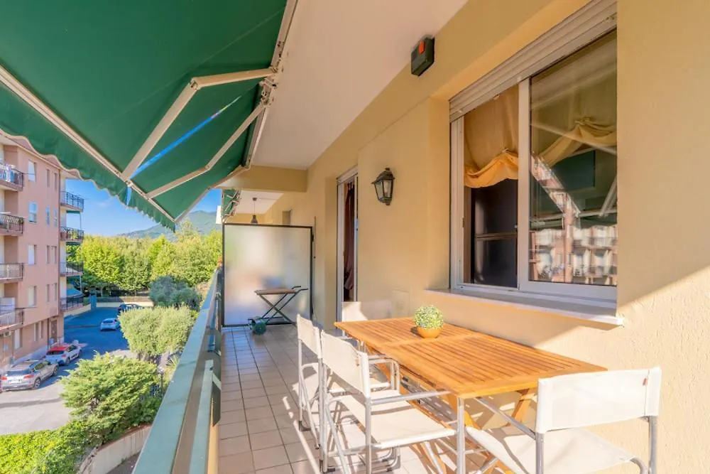 Apartamento Splendido Trilocale Vista Mare Albenga Italia